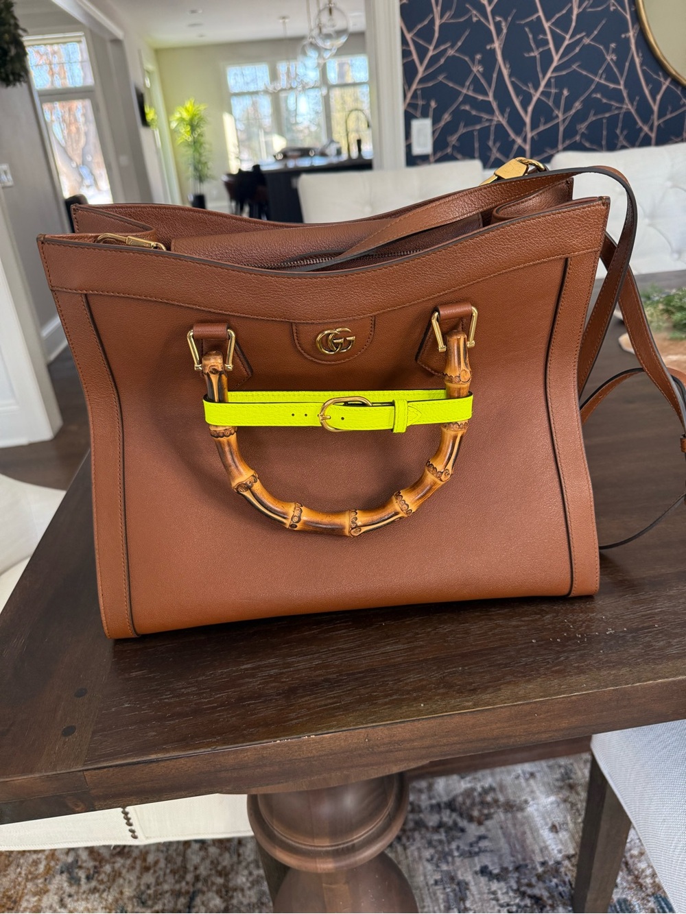 NWT! Brown Gucci Med Diana Leather Tote. Neon strap. Never worn. Bag, box incl.